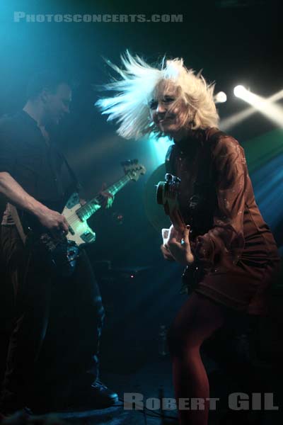 THE JOY FORMIDABLE - 2011-02-18 - PARIS - La Fleche d'Or - Rhiannon Bryan - Rhydian Dafydd